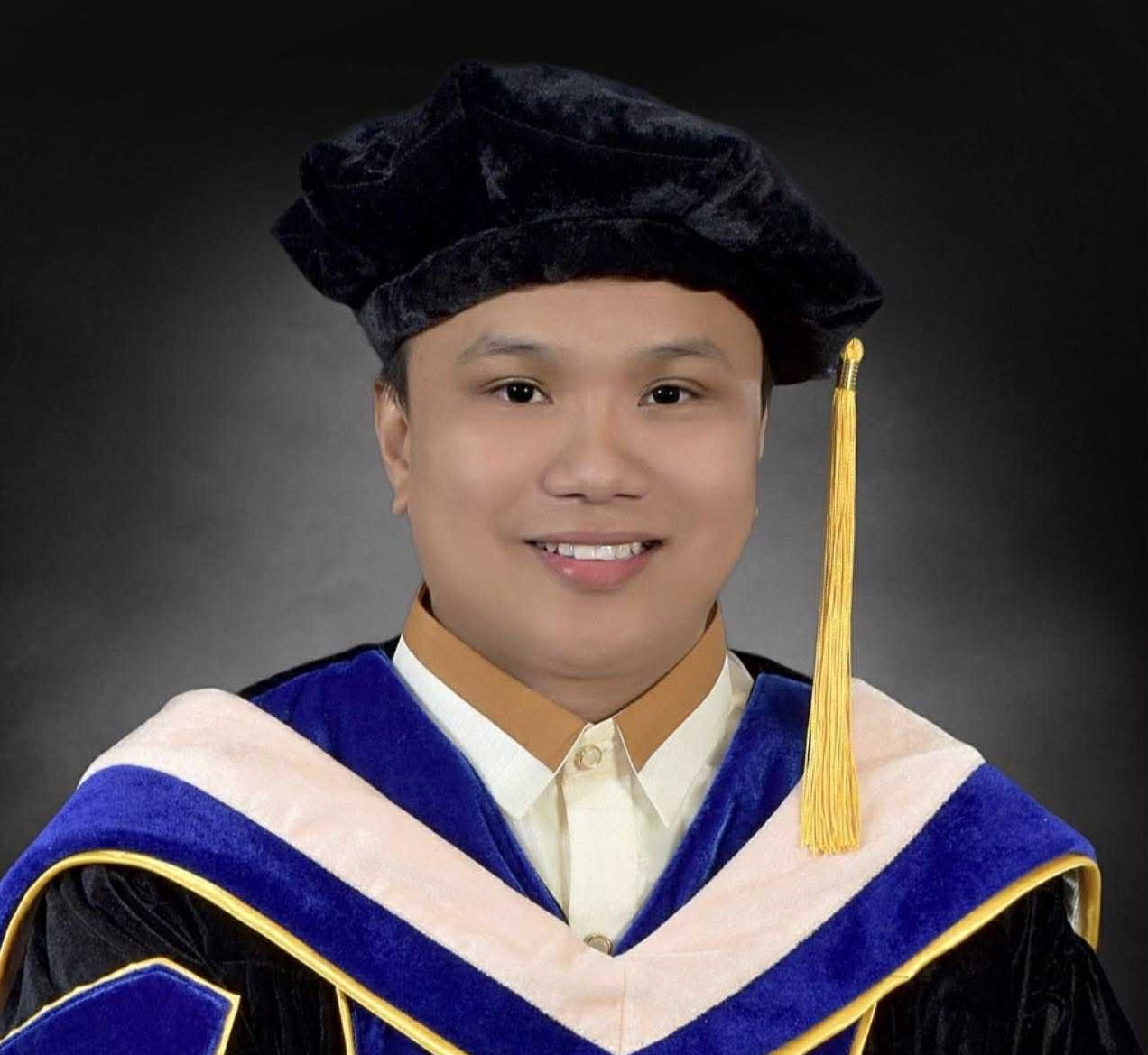 Dr. Jordan Llego
